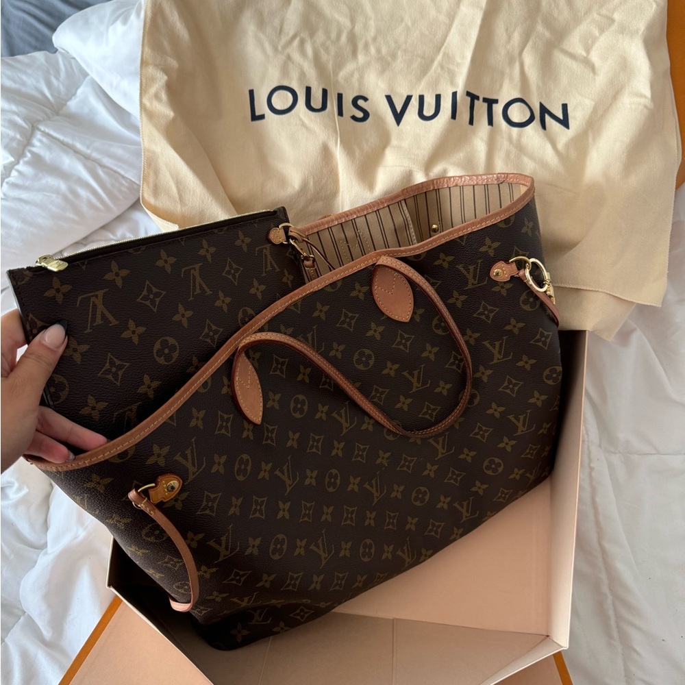 Louis Vuitton never full bag